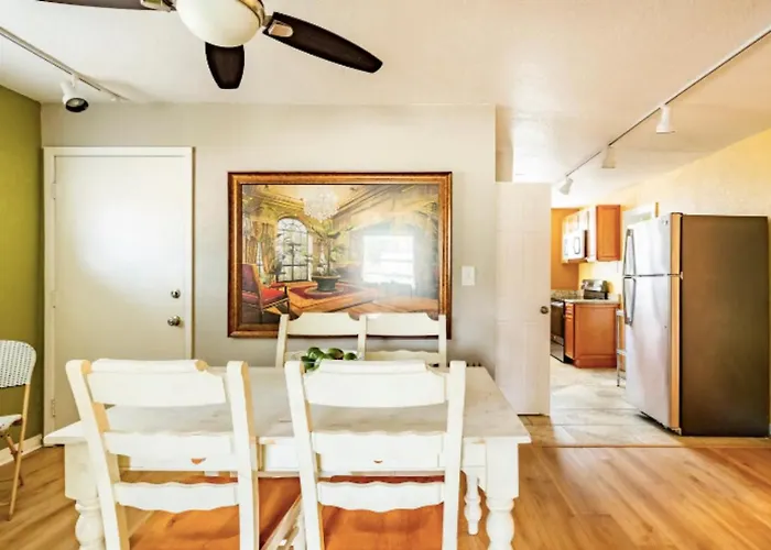 3-Bed Bungalow Walk To Historic Downtown Sanford