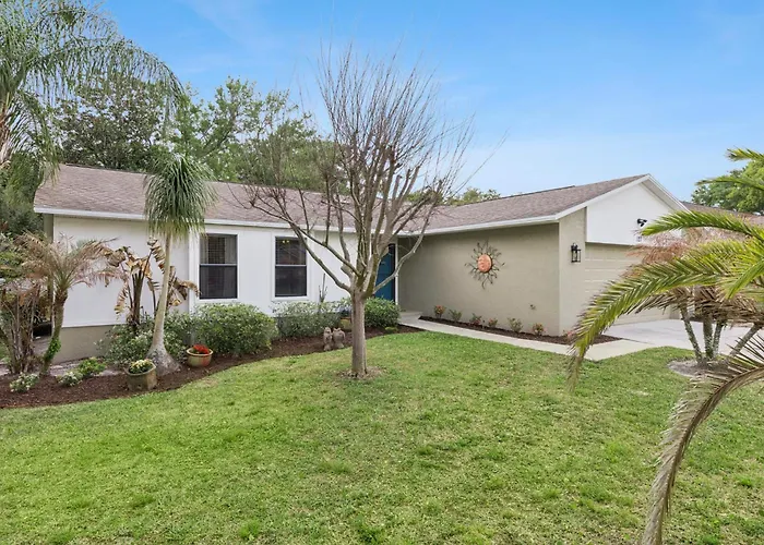 Quiet 3 Bed 2 Bath Retreat